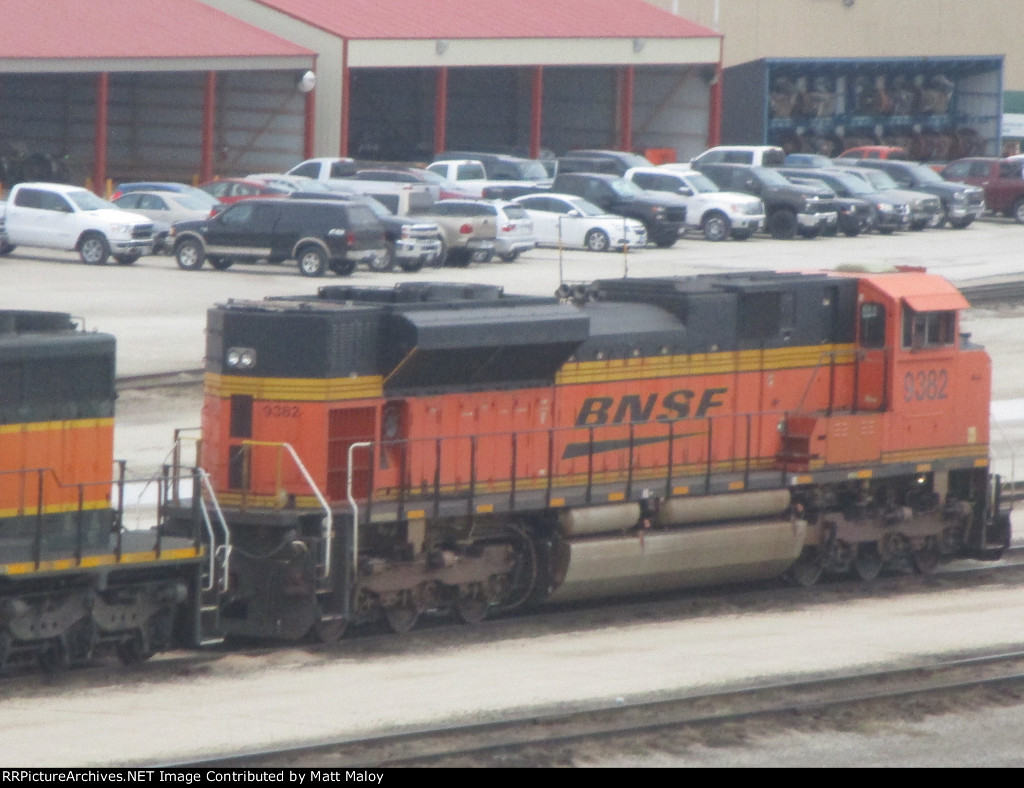 BNSF 9382